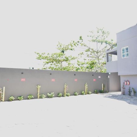 Residencial Melfi 3 Ap.1 Frente Daire Bombinhas Dış mekan fotoğraf